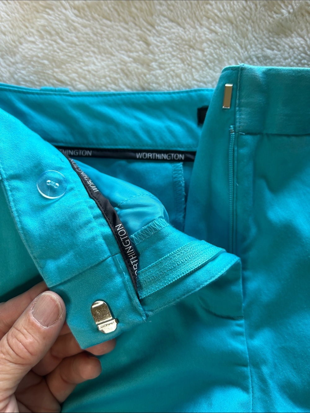 WORTHINGTON Turquoise Modern Fit Shorts NWOT - Picture 5 of 5